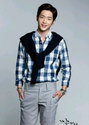尹恩浩_家族之间何必这样尹恩浩是谁演的_尹