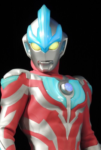 银河奥特曼第一集连载_金迦银河奥特曼图片